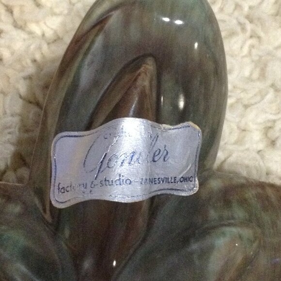 VINTAGE/ANTIQUE Gonder, Zanesville, OH Magnolia Vases; Avant Garde, Classic, MCM - Picture 4 of 6